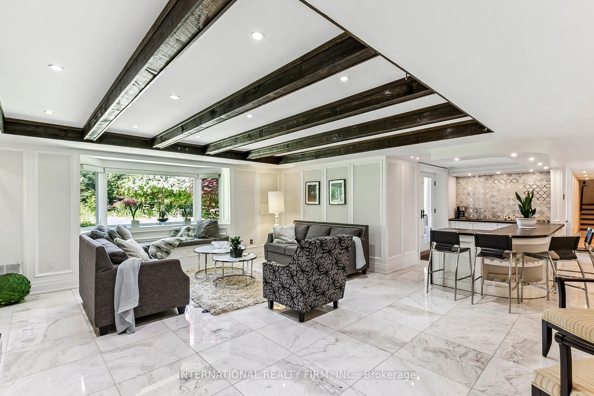 6 Penwood Crescent