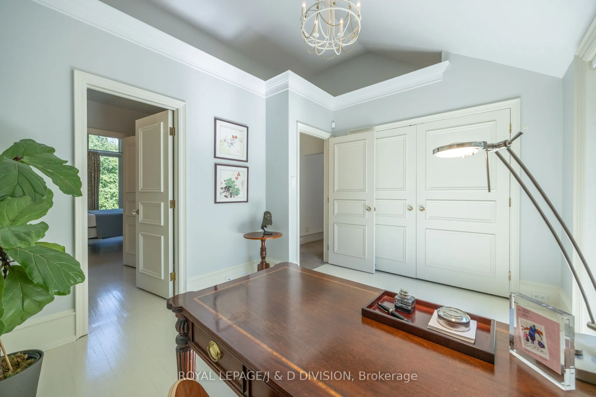 12 Forest Glen Crescent