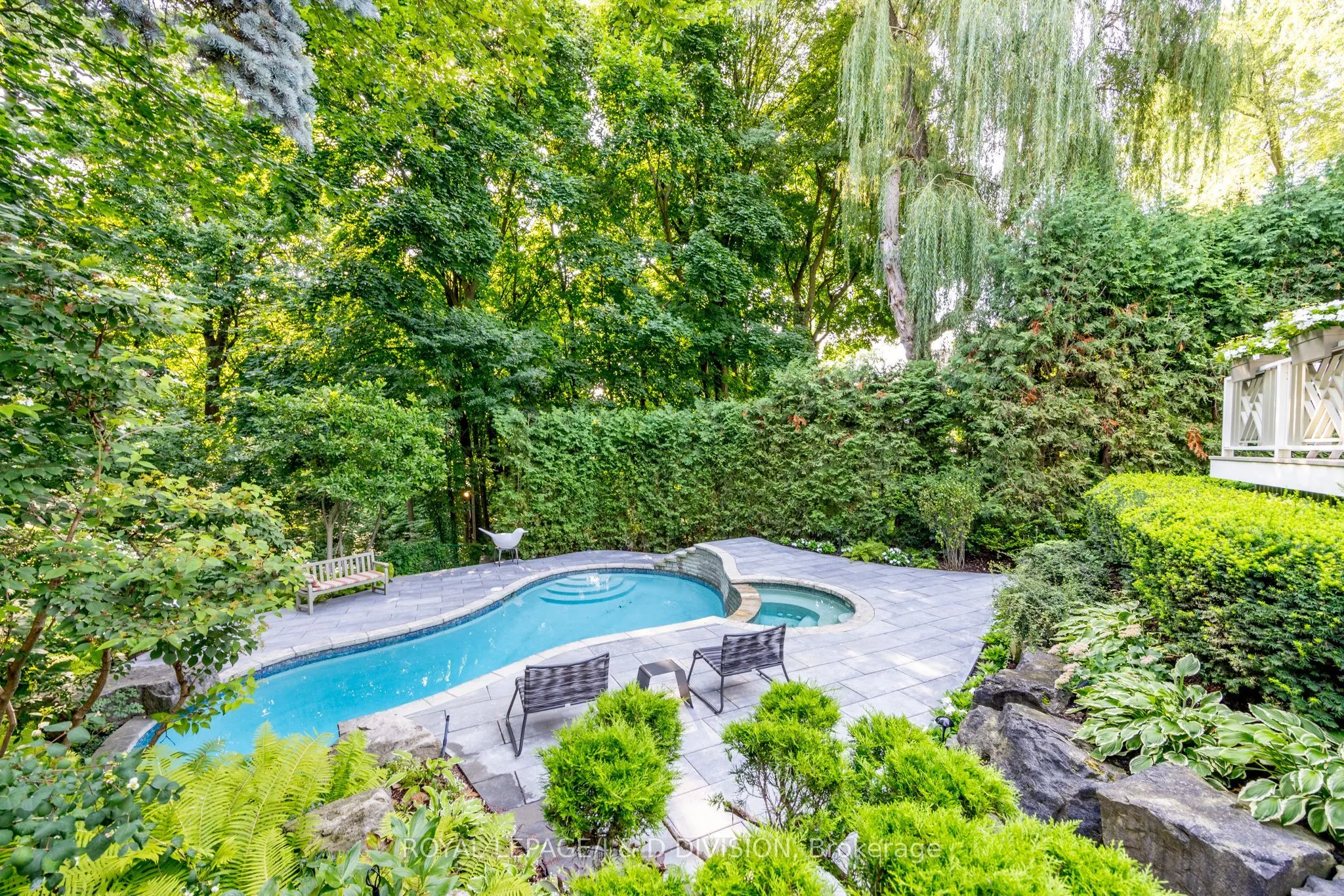 12 Forest Glen Crescent