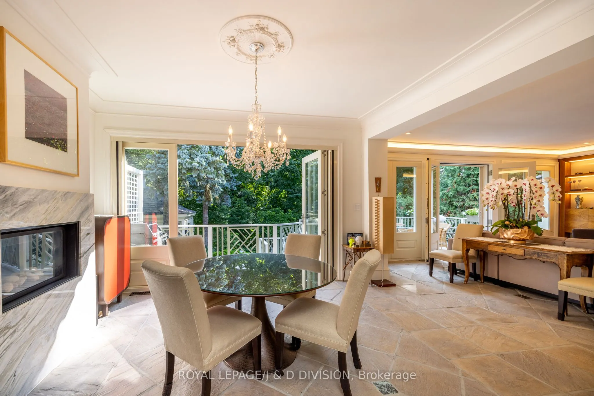 12 Forest Glen Crescent