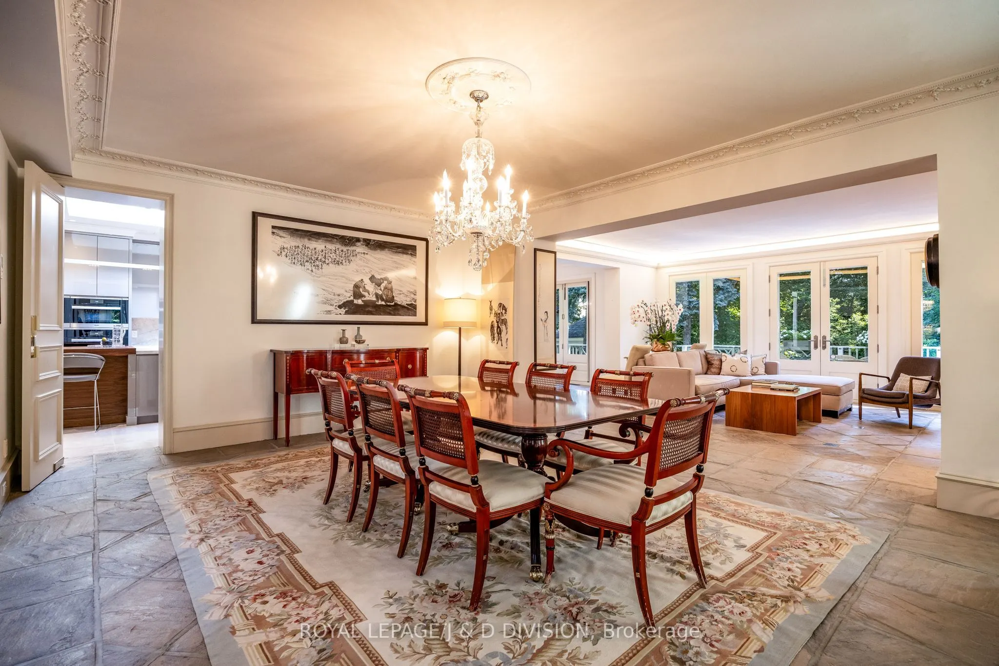 12 Forest Glen Crescent