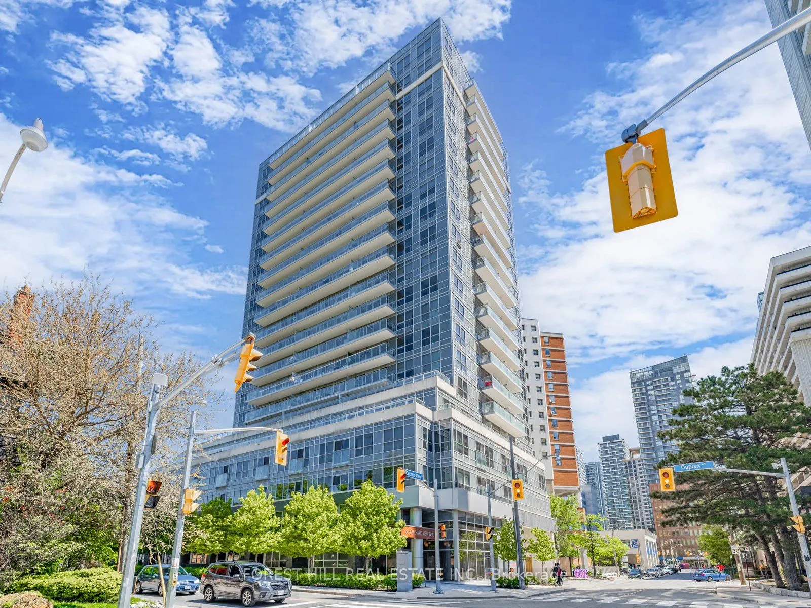 58 Orchard View Boulevard, #510