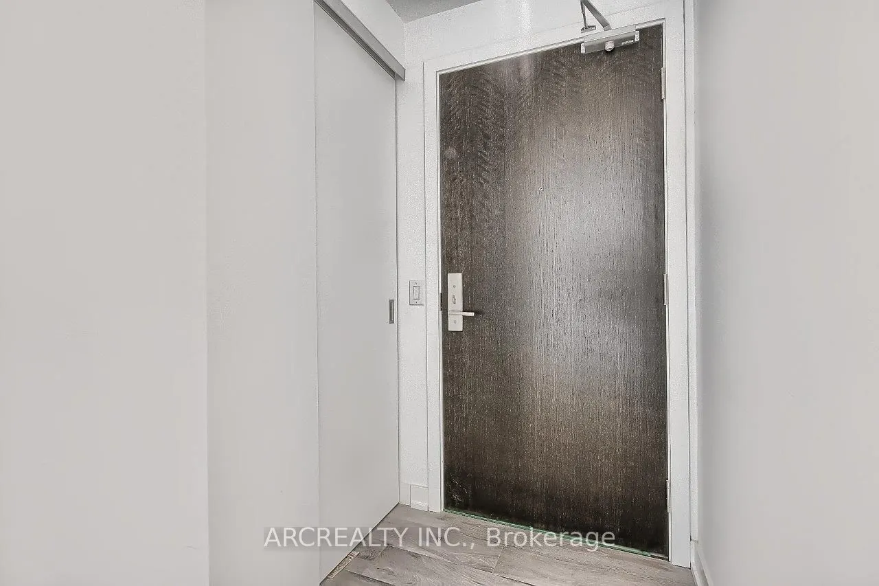 55 Ontario Street, #1709