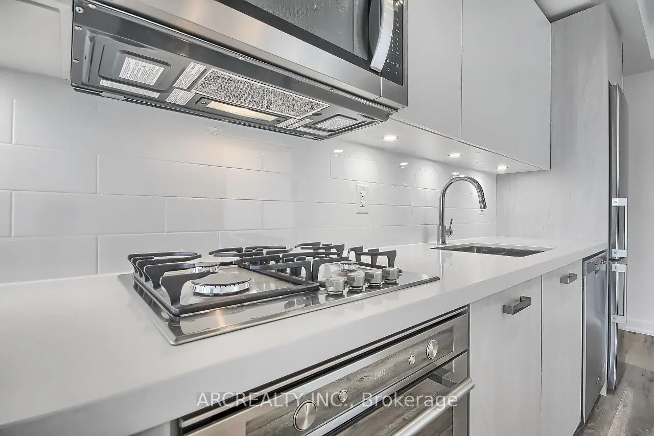 55 Ontario Street, #1709