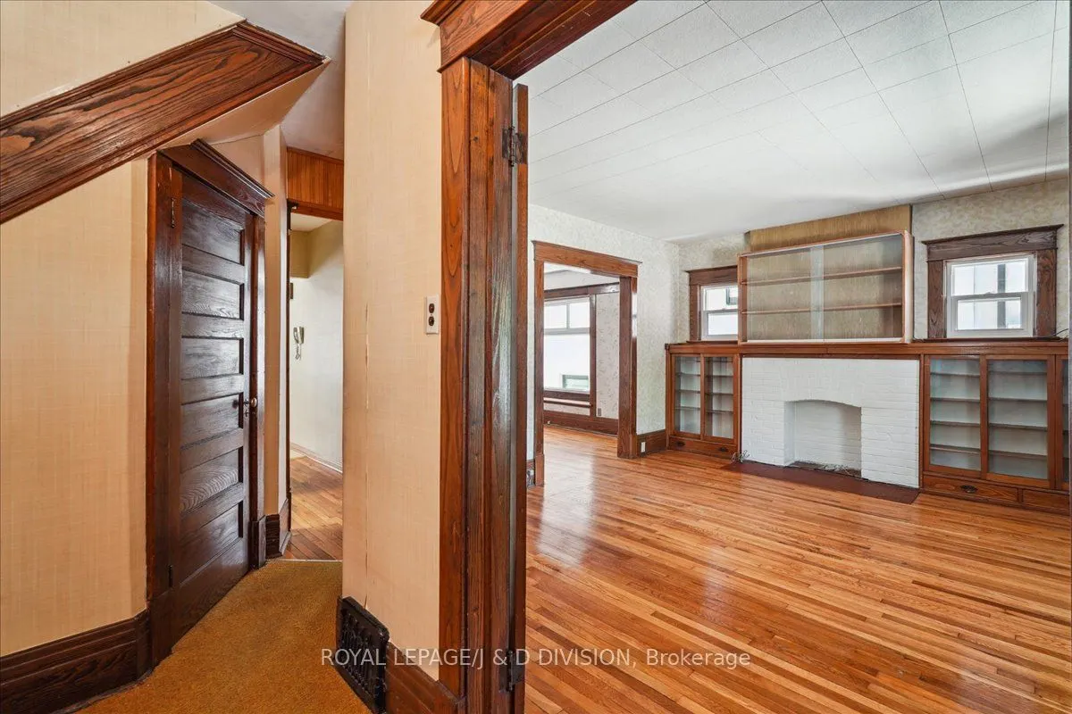 172 Briar Hill Avenue