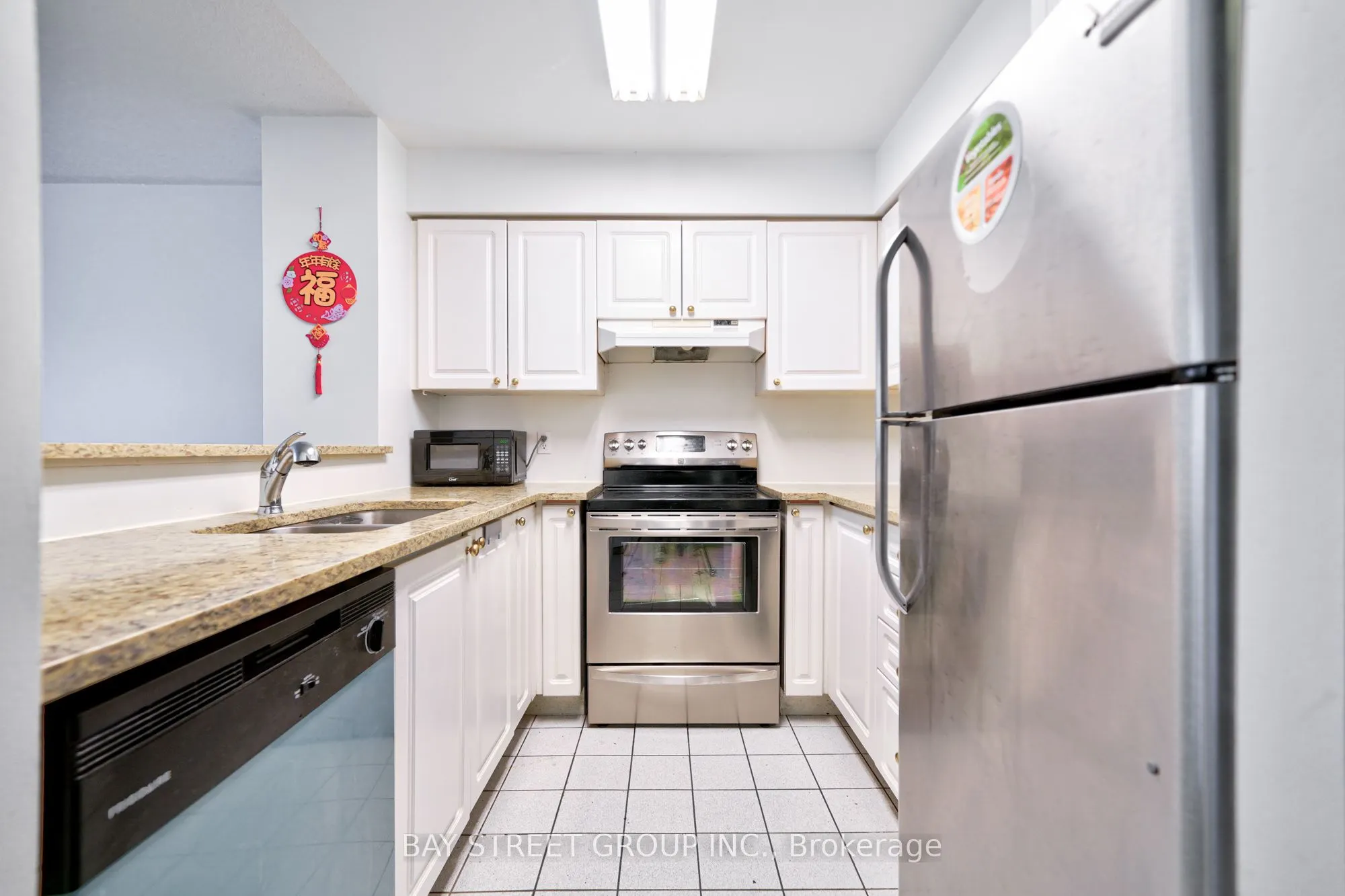 18 Pemberton Avenue, #106