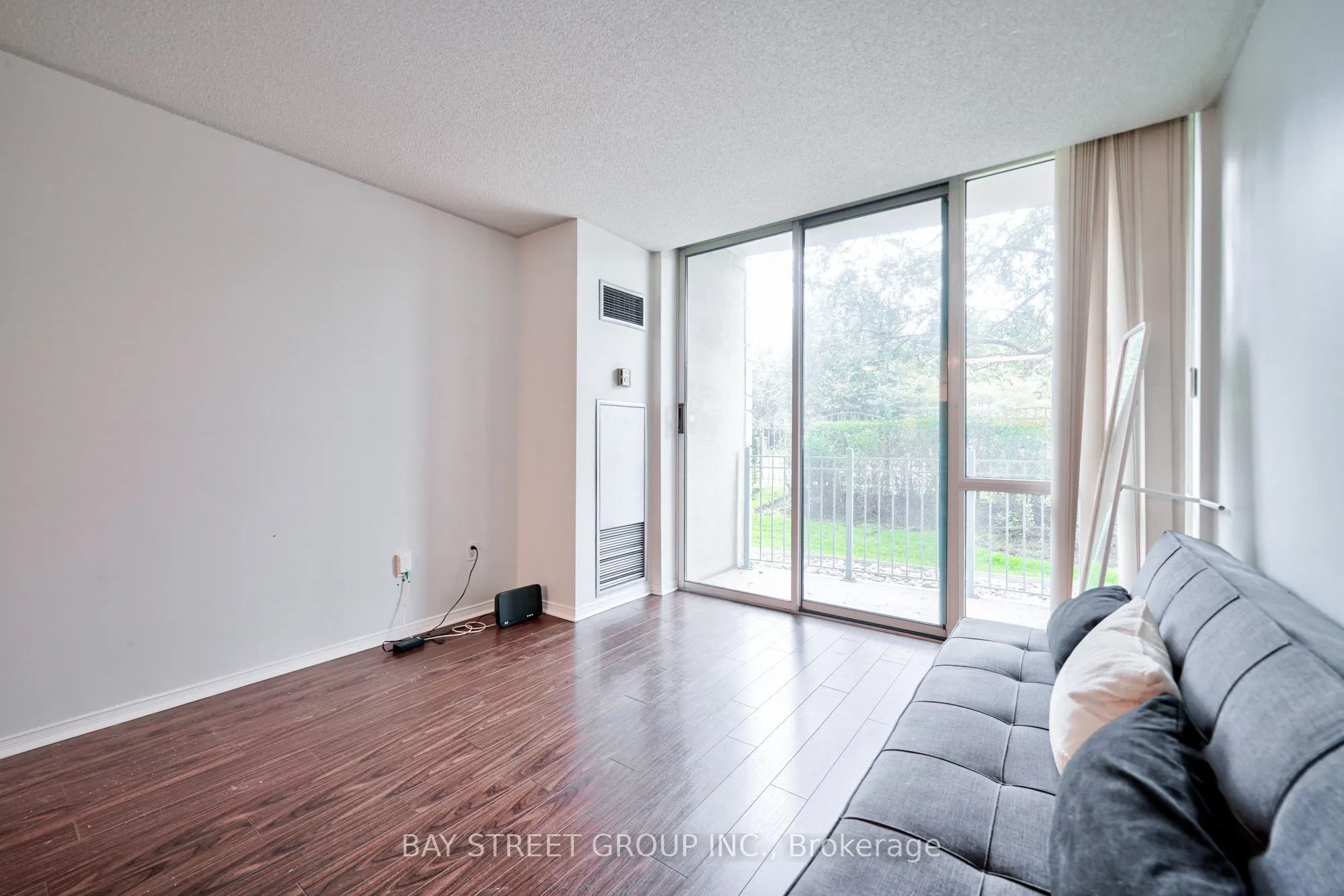 18 Pemberton Avenue, #106