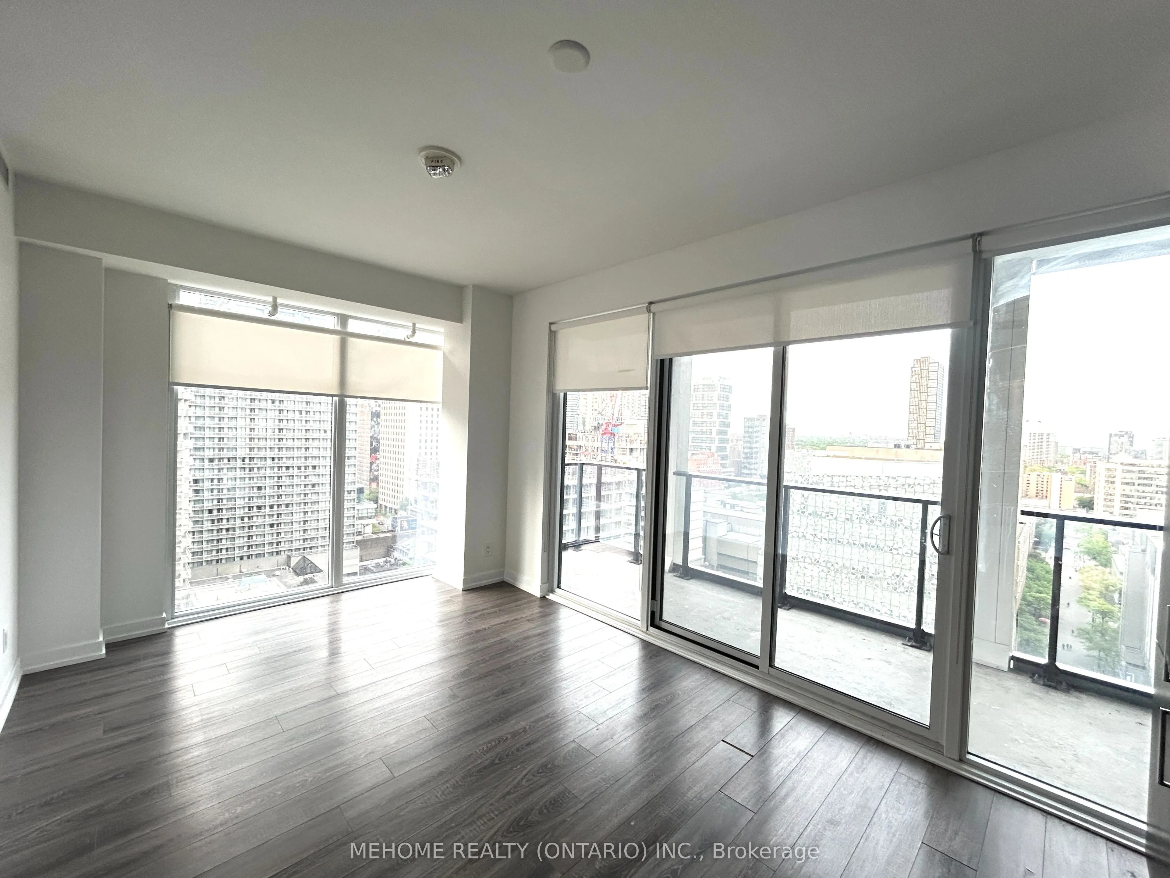 20 Edward Street, #1616