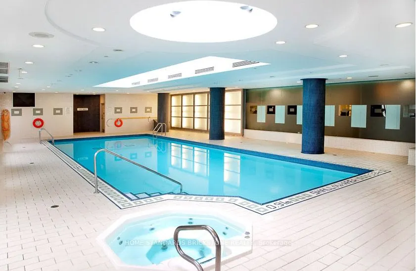 10 Northtown Way, #713