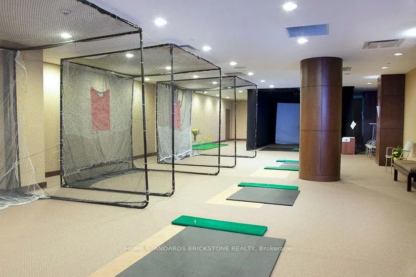 10 Northtown Way, #713