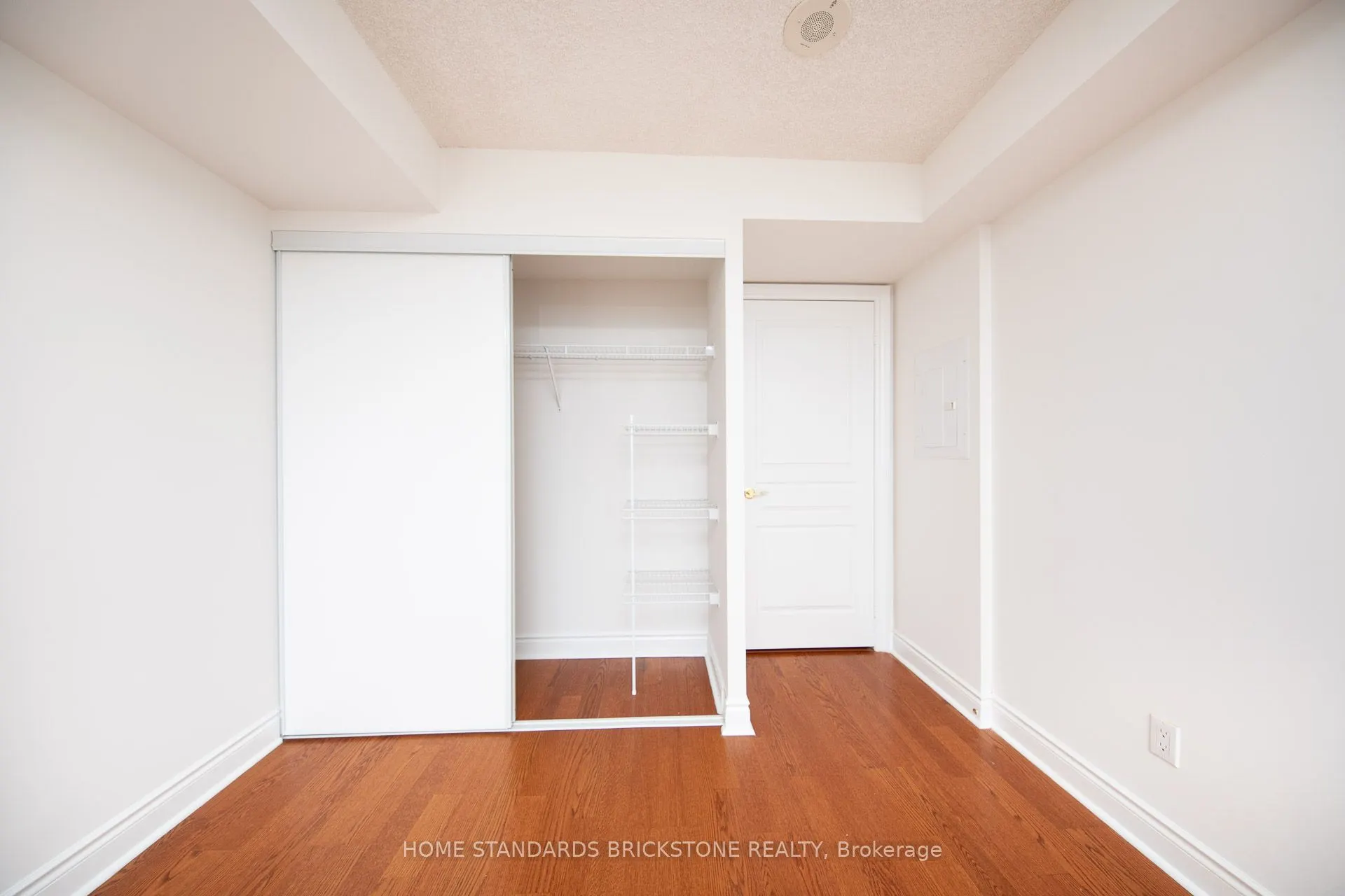 10 Northtown Way, #713