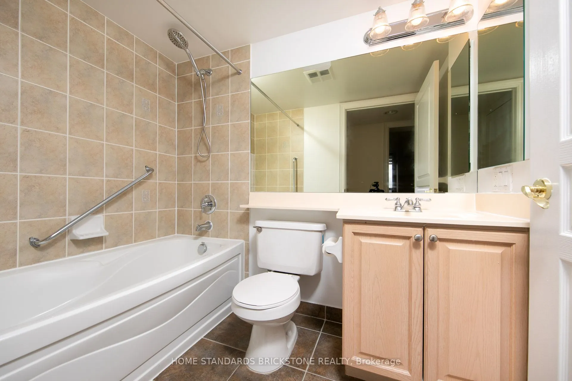 10 Northtown Way, #713