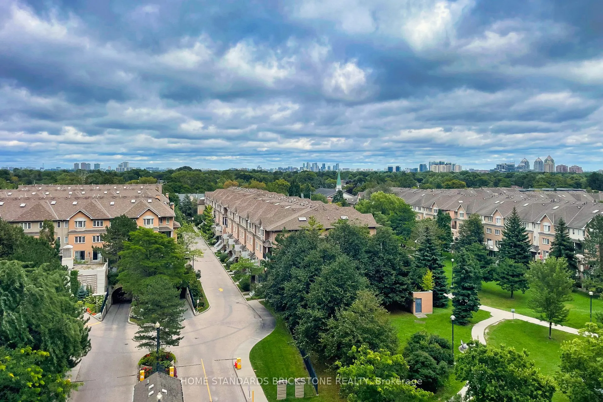 10 Northtown Way, #713