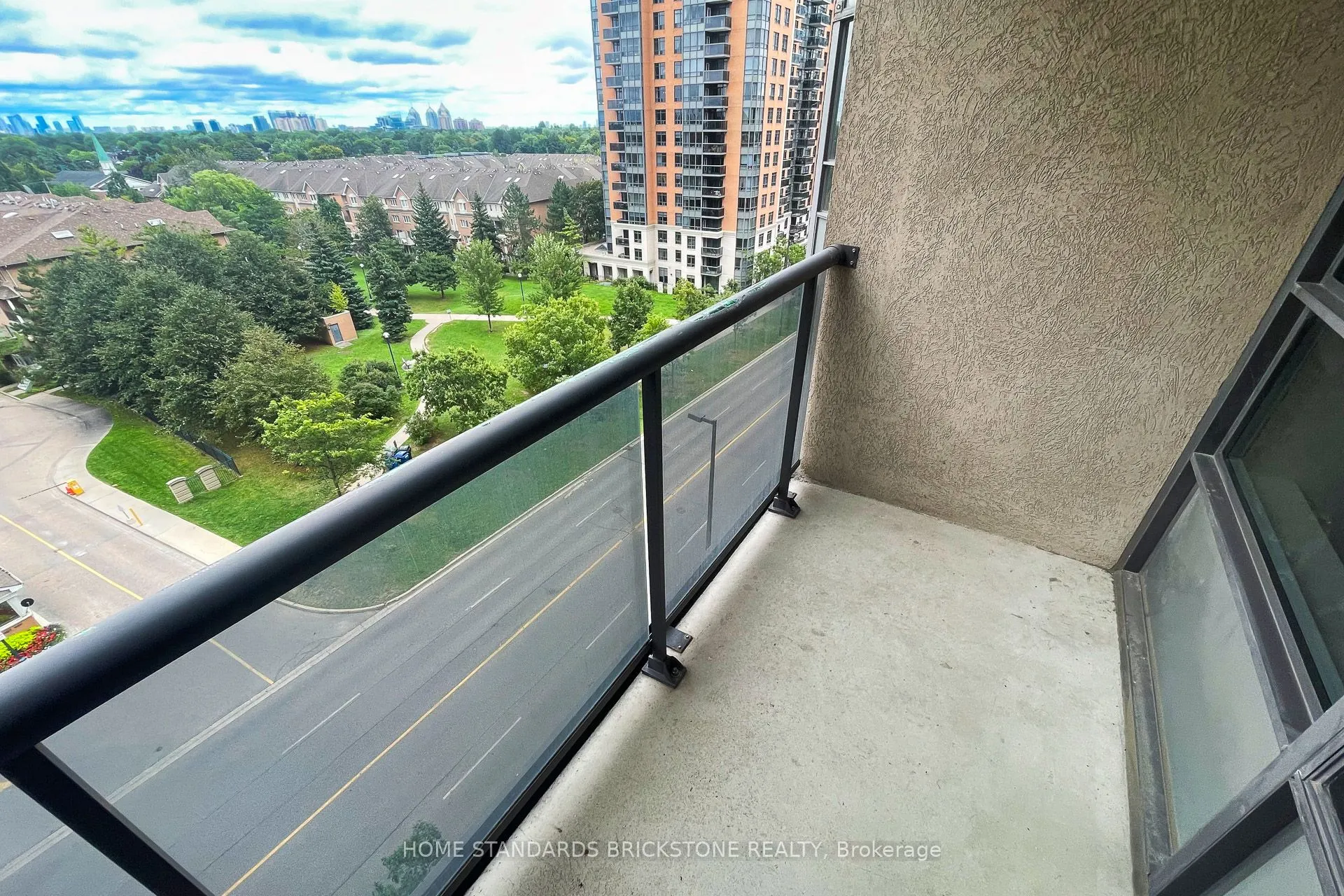 10 Northtown Way, #713