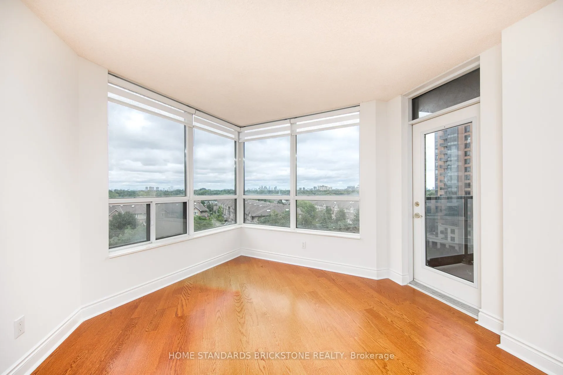 10 Northtown Way, #713