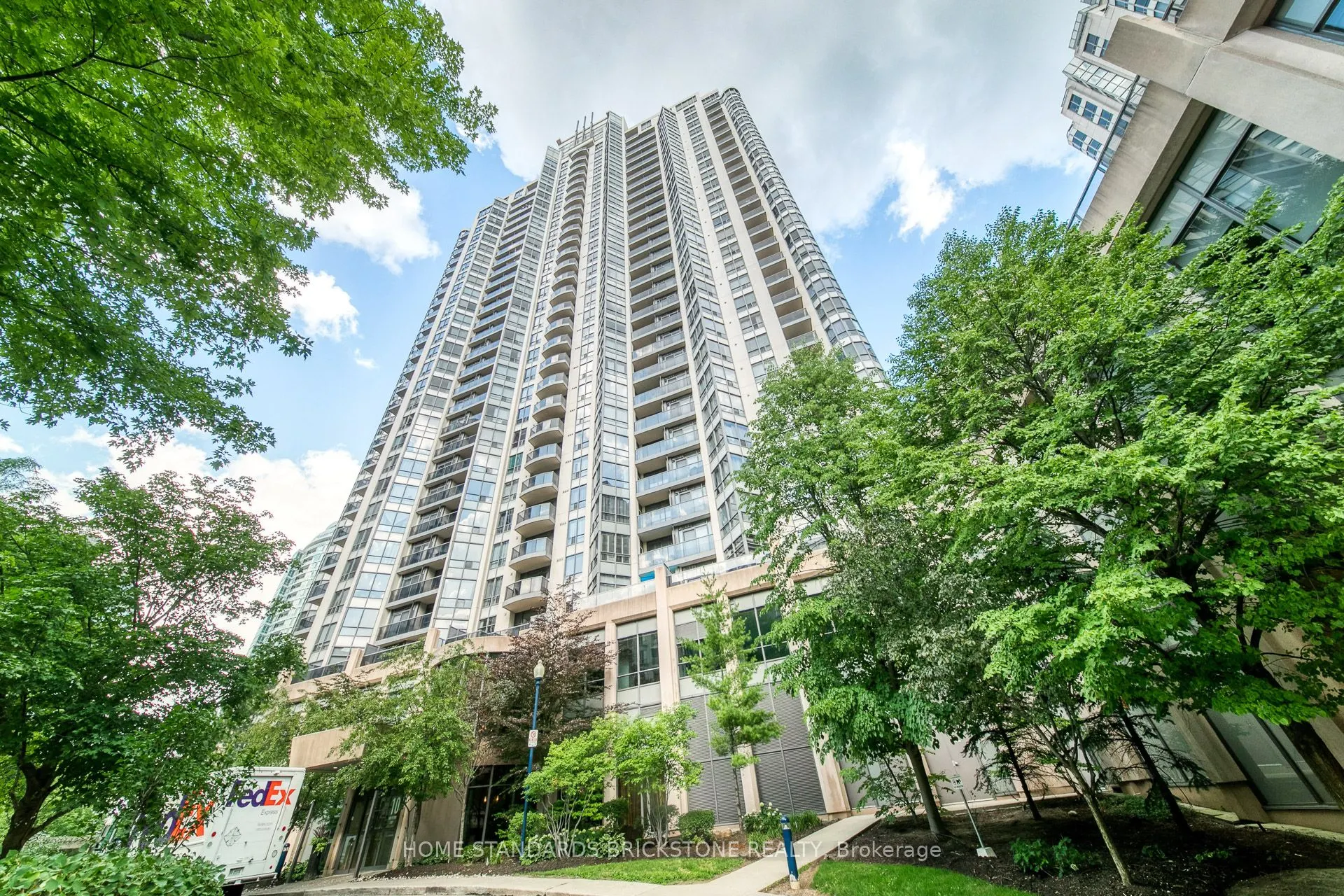10 Northtown Way, #713