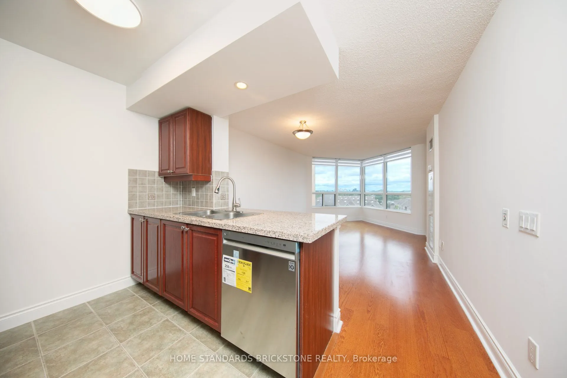 10 Northtown Way, #713