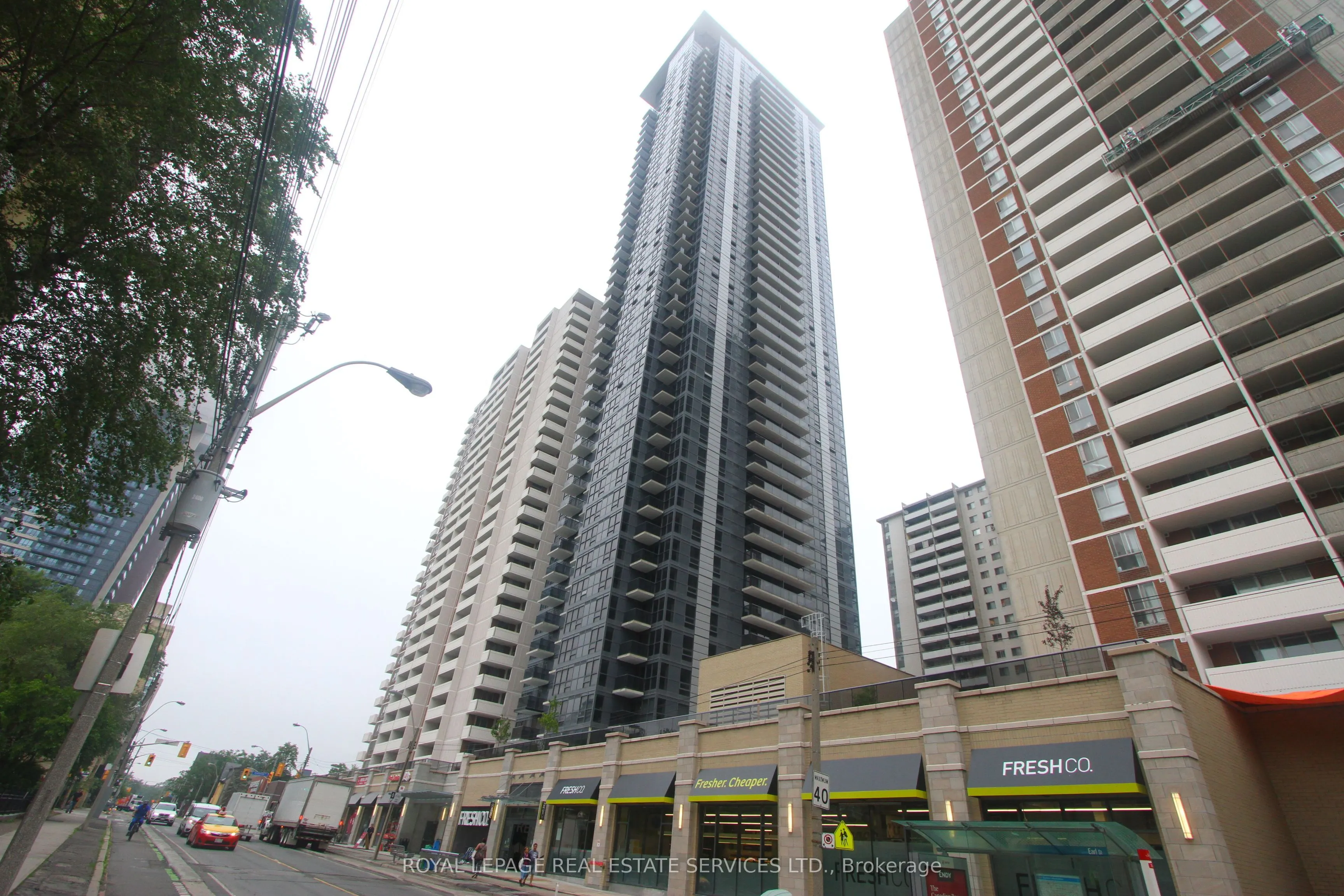 561 Sherbourne Street, #1709