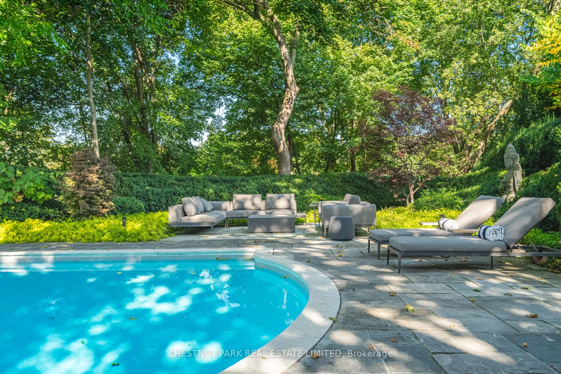 82 Chestnut Park Road