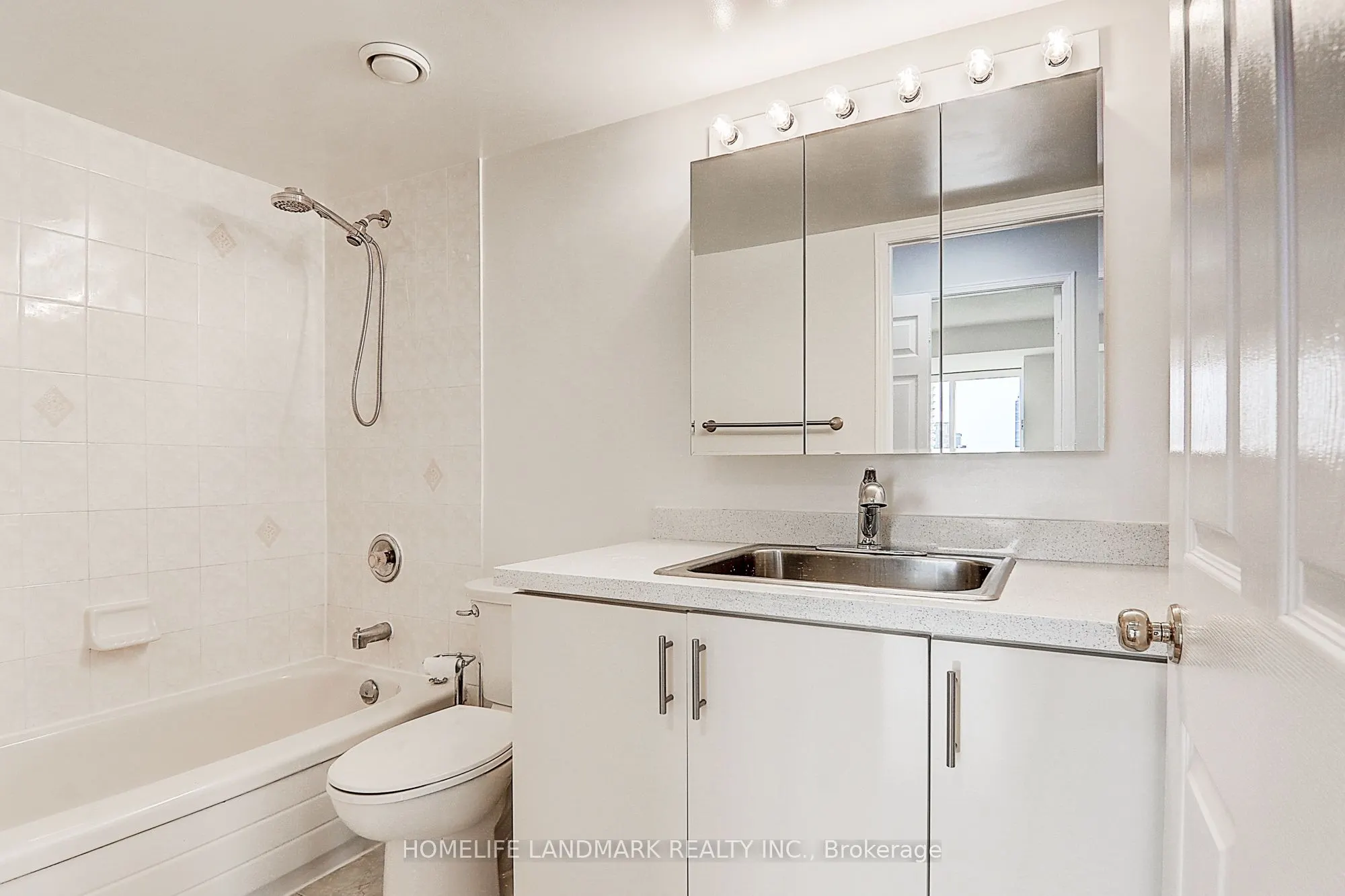 1 Pemberton Avenue, #2507