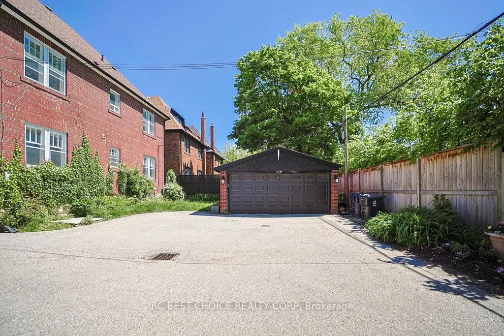 29 Whitehall Road