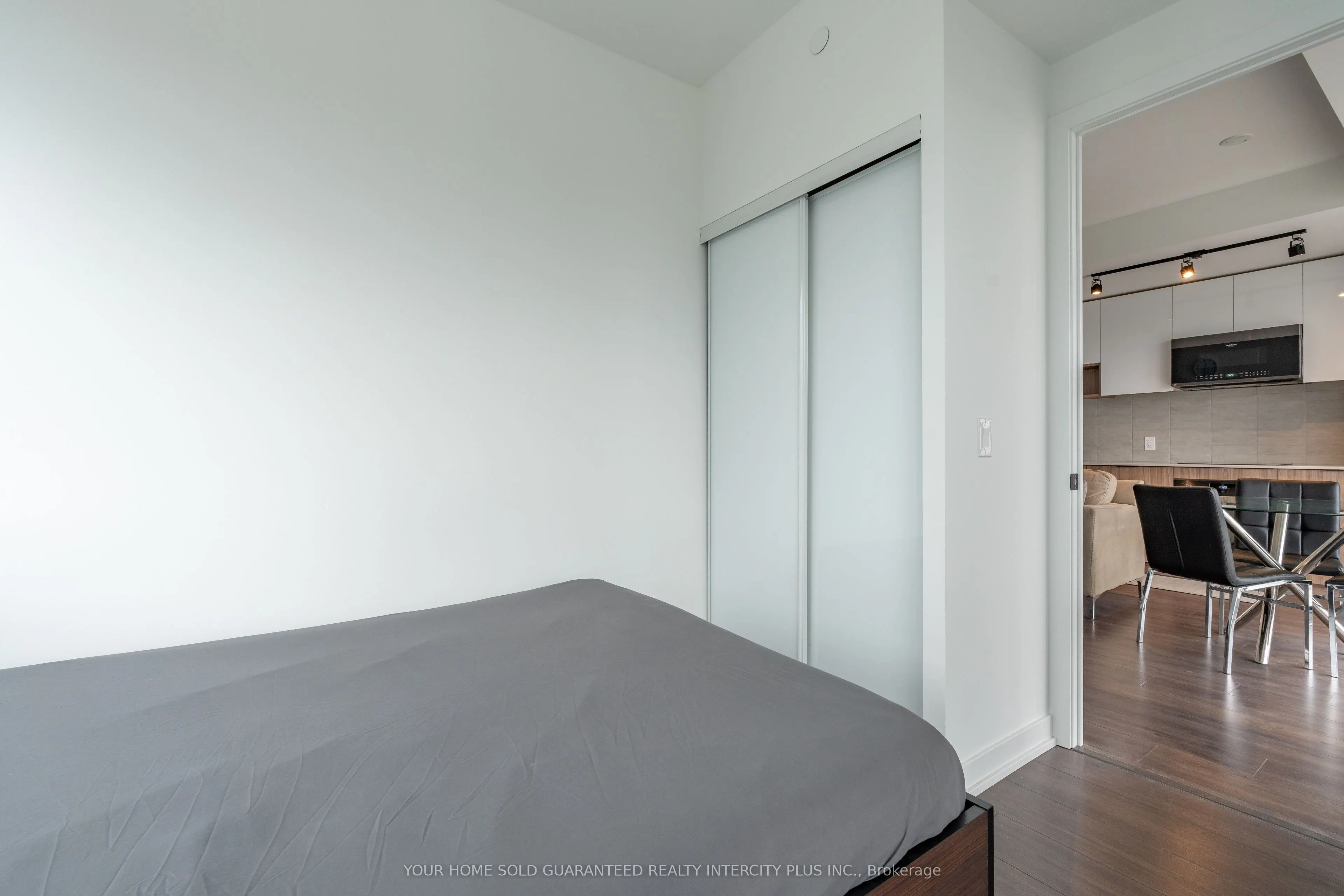 5 Defries Street, #1405