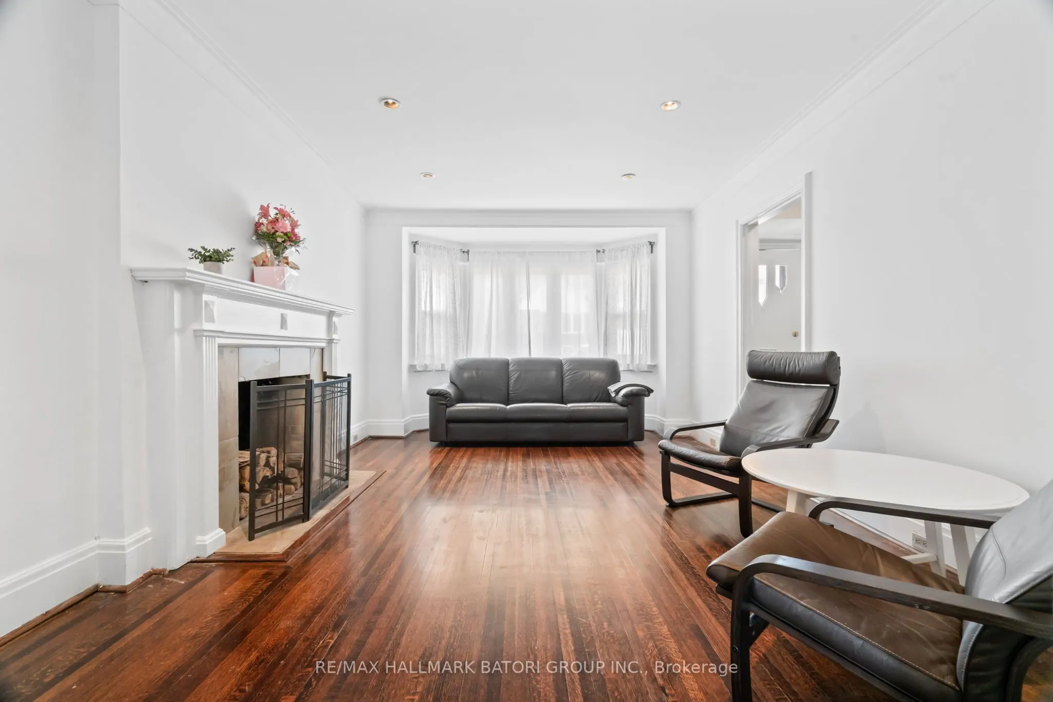 1119 Avenue Road