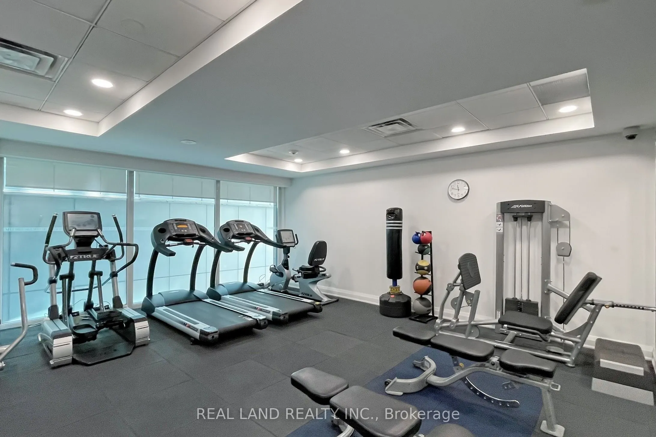 206 Bloor Street W, #1001