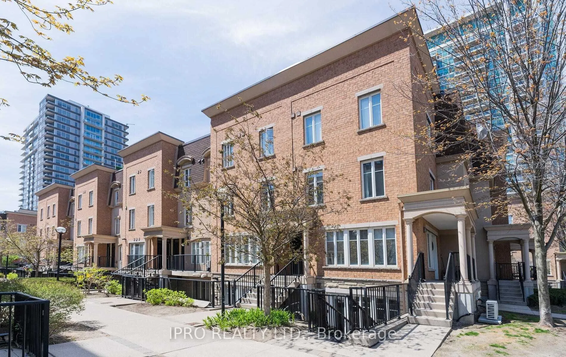 46 Western Battery Road, #837