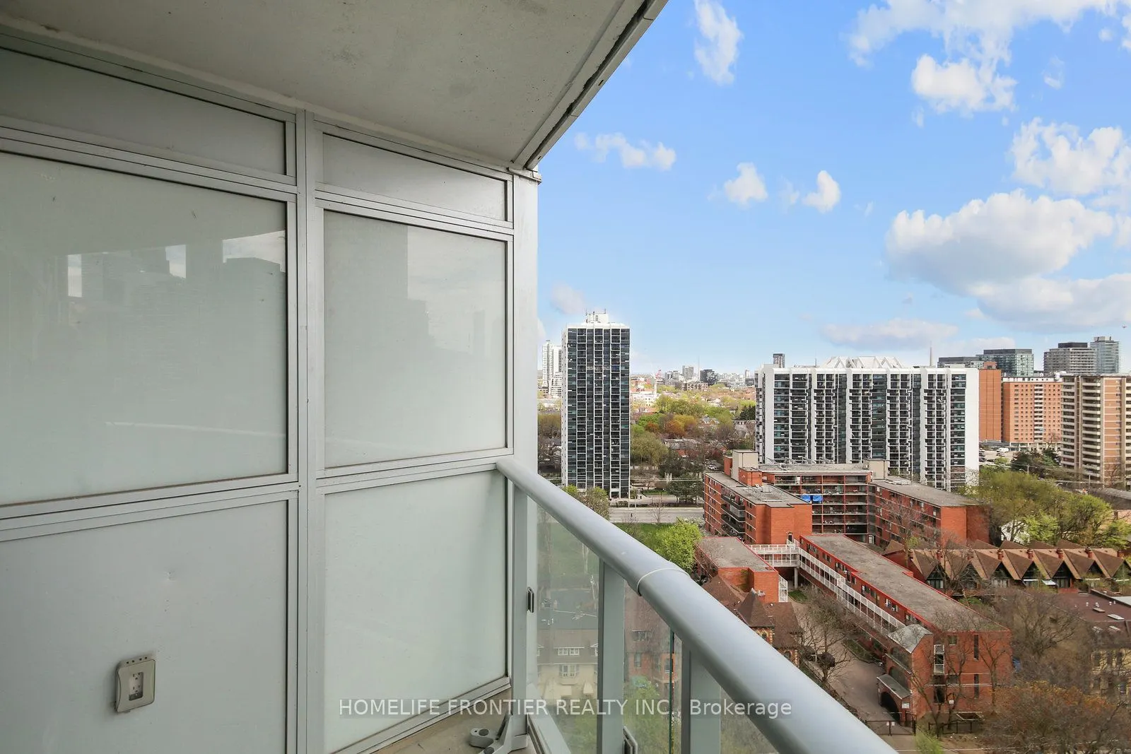 219 Dundas Street E, #1903