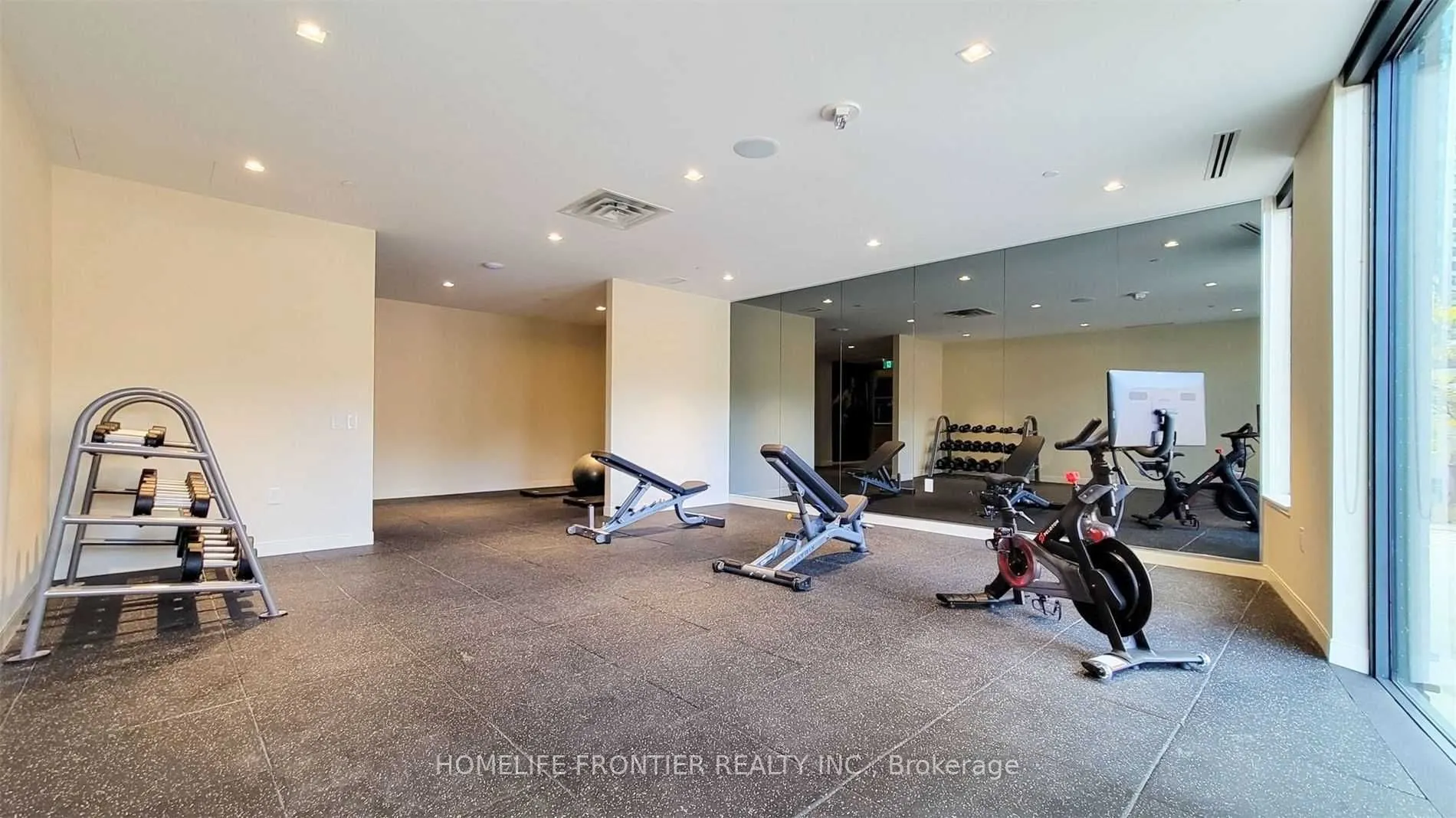 219 Dundas Street E, #1903