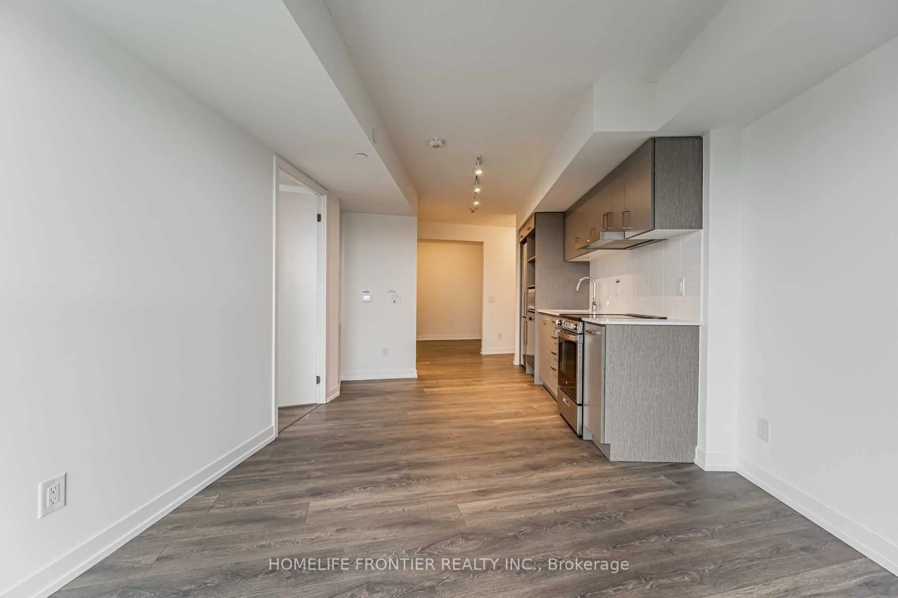 219 Dundas Street E, #1903