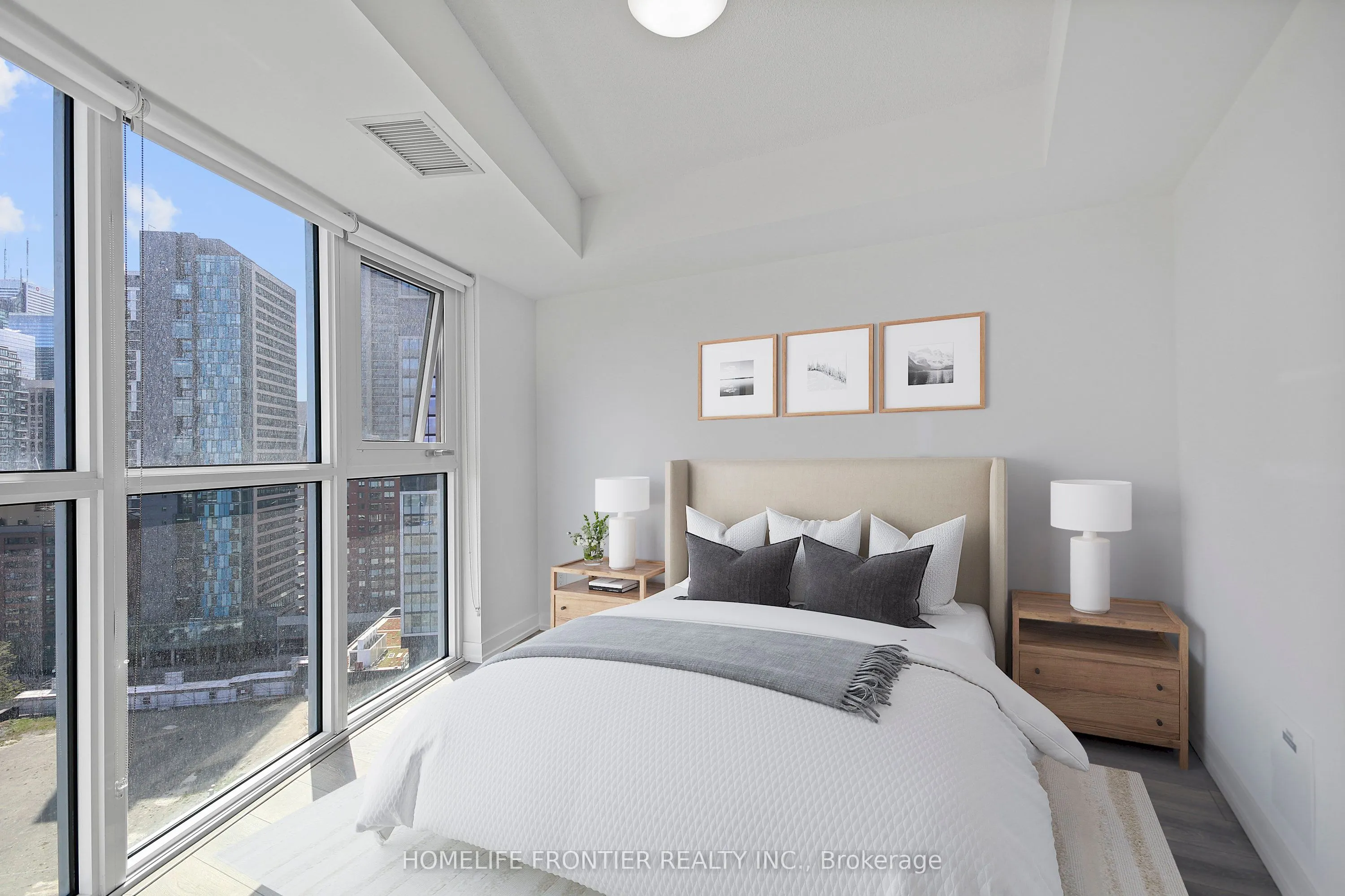 219 Dundas Street E, #1903