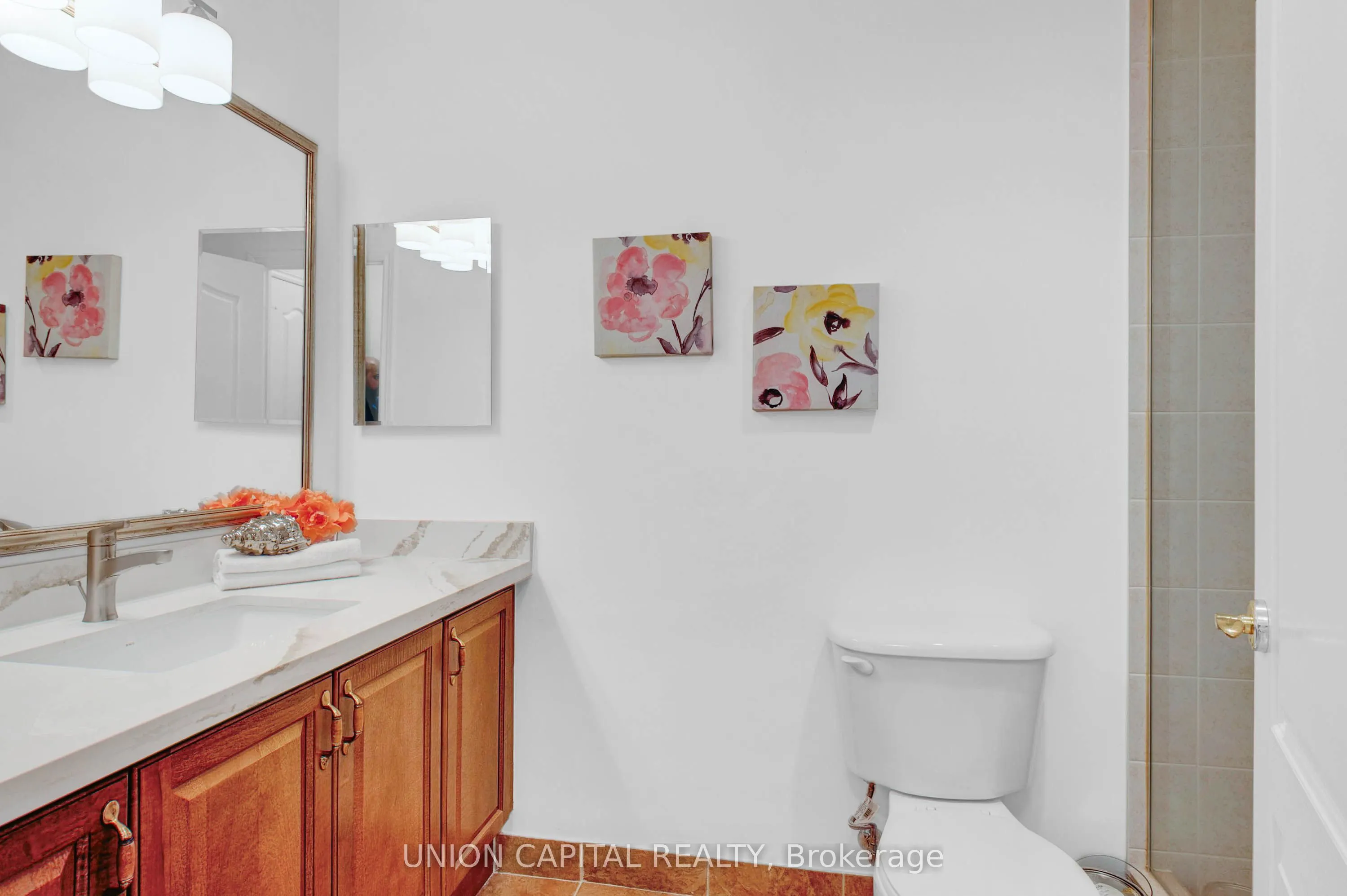 1101 Leslie Street, #806