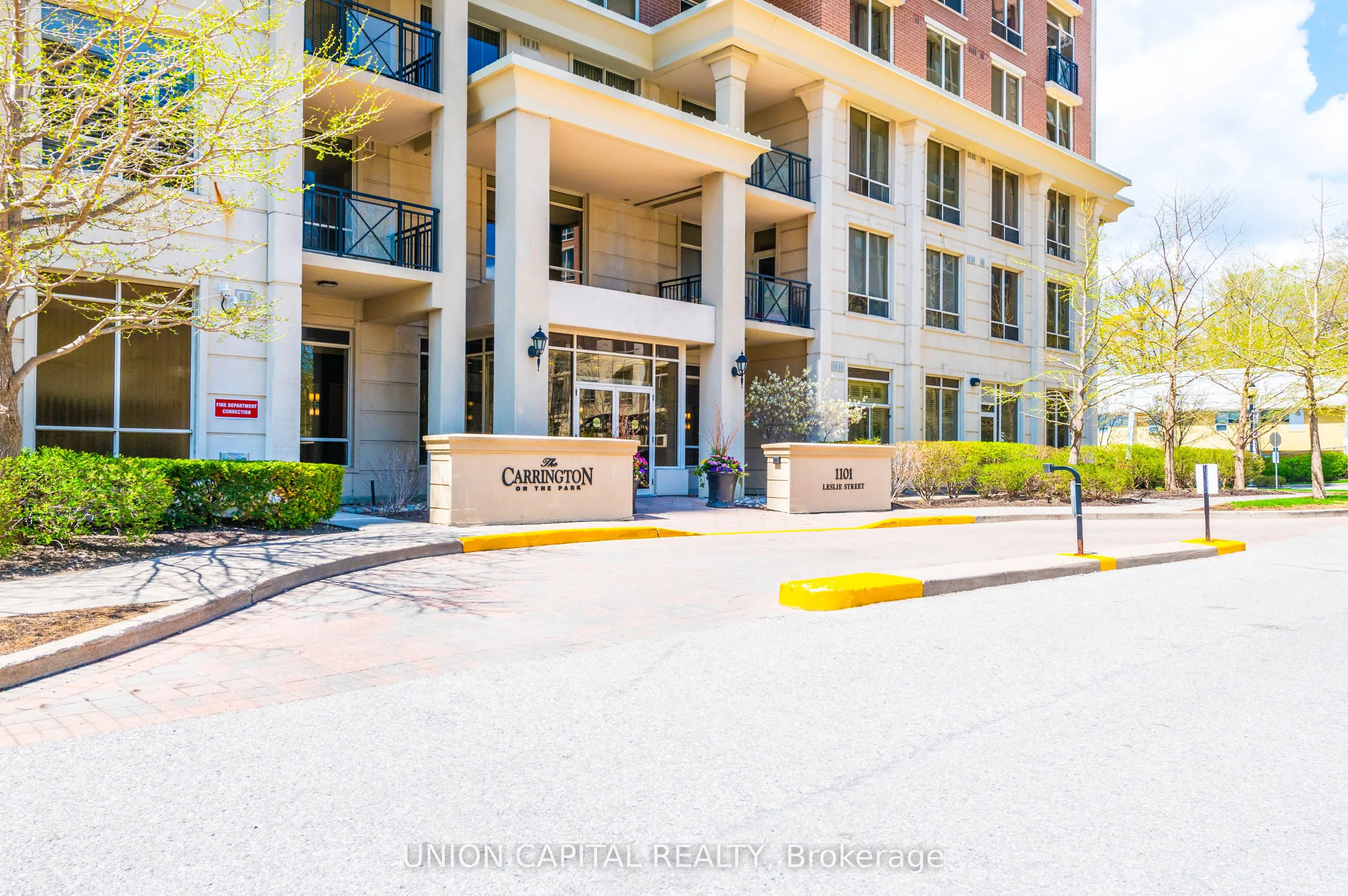 1101 Leslie Street, #806