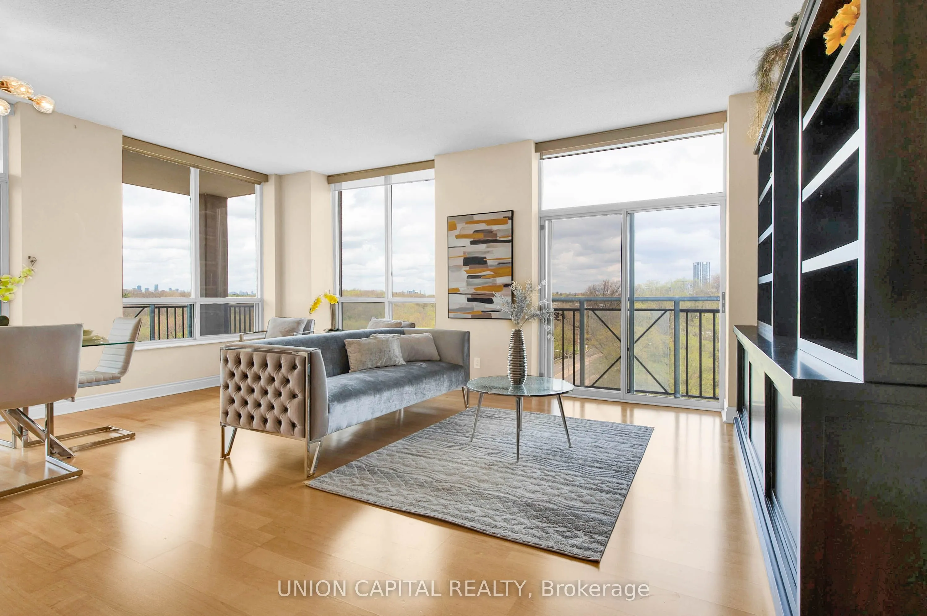 1101 Leslie Street, #806