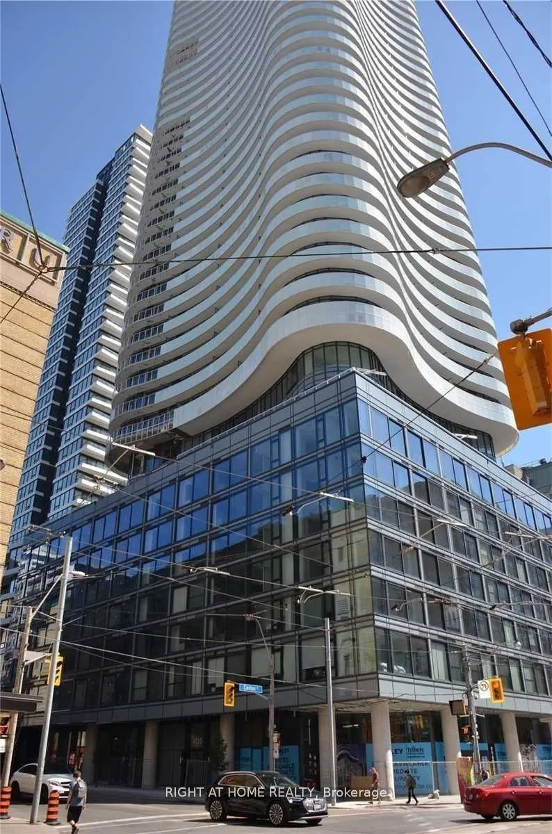 403 Church Street, #3303