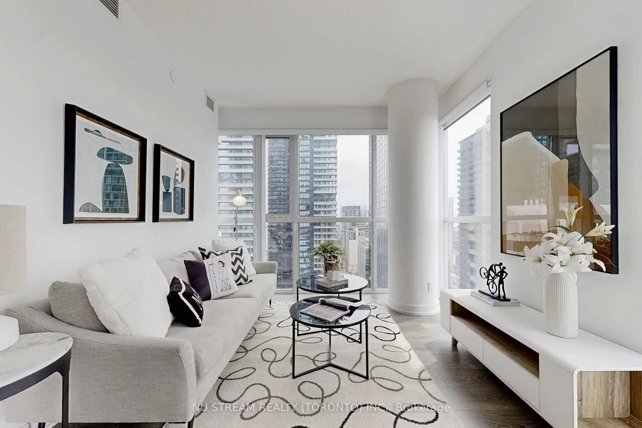 87 Peter Street, #2302