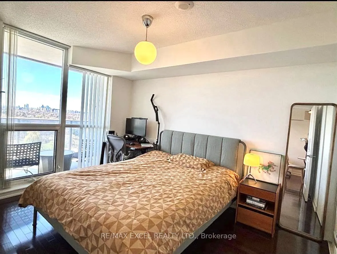 5793 Yonge Street, #1708