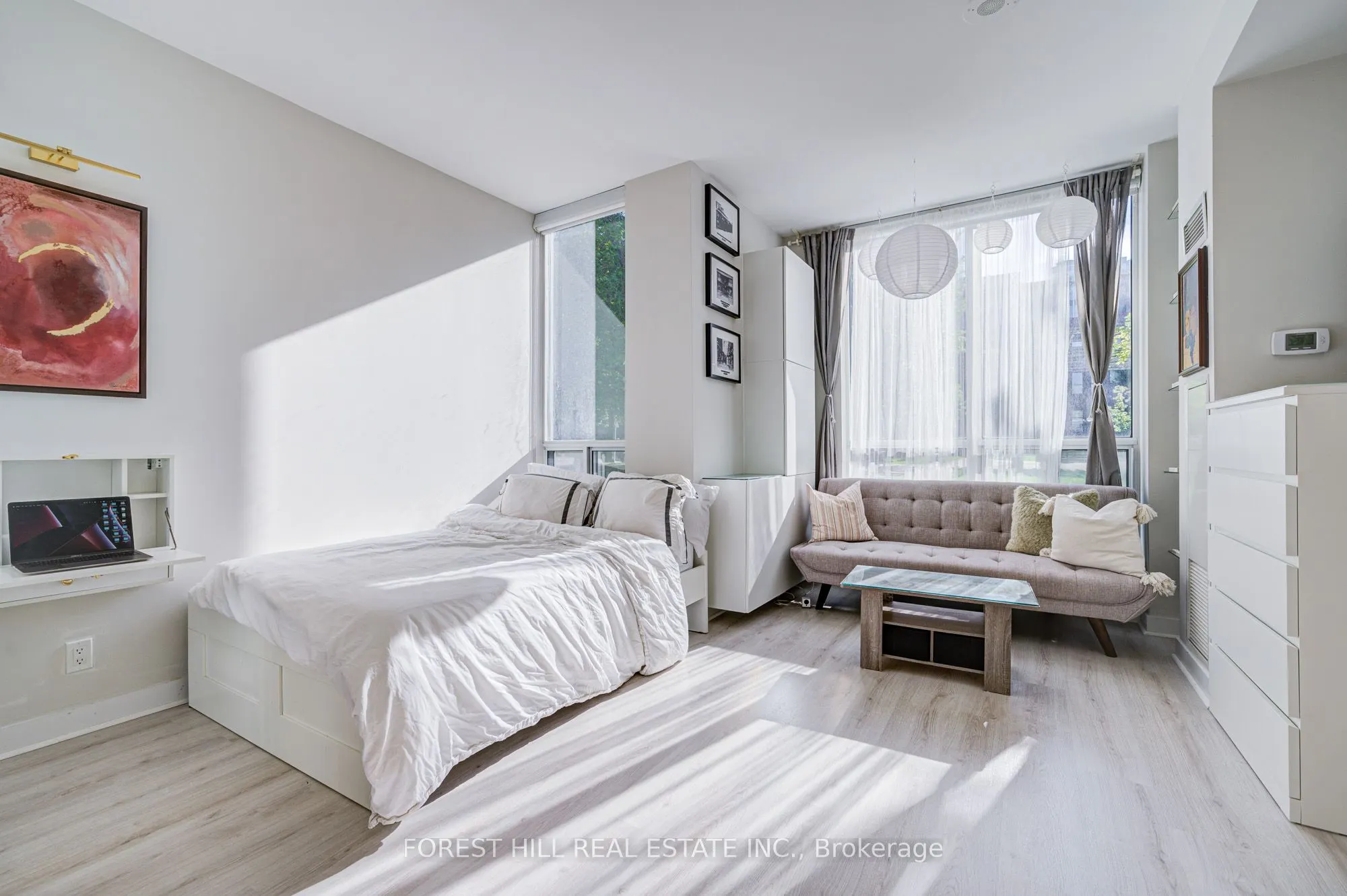 1005 King Street W, #122