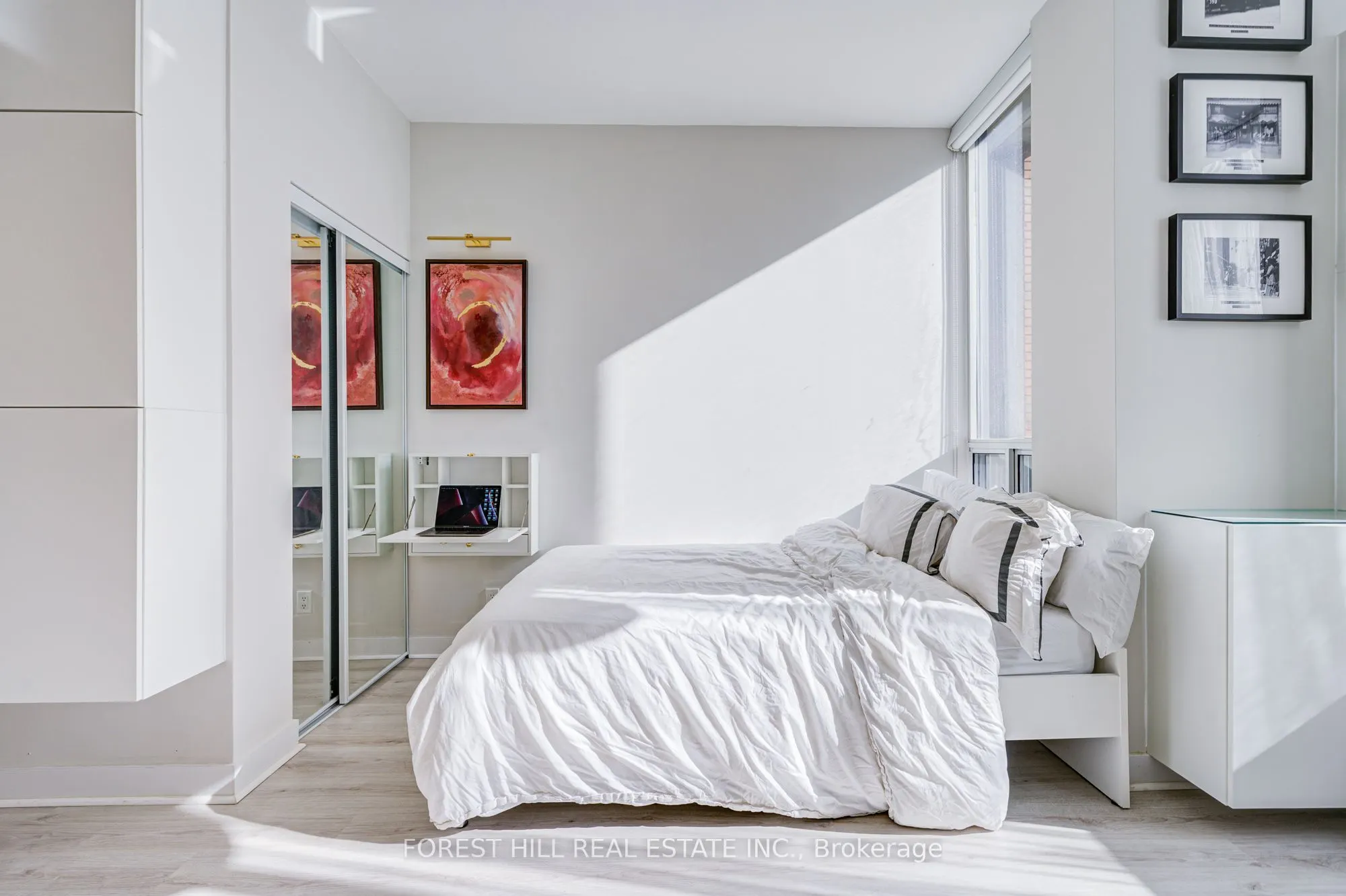 1005 King Street W, #122