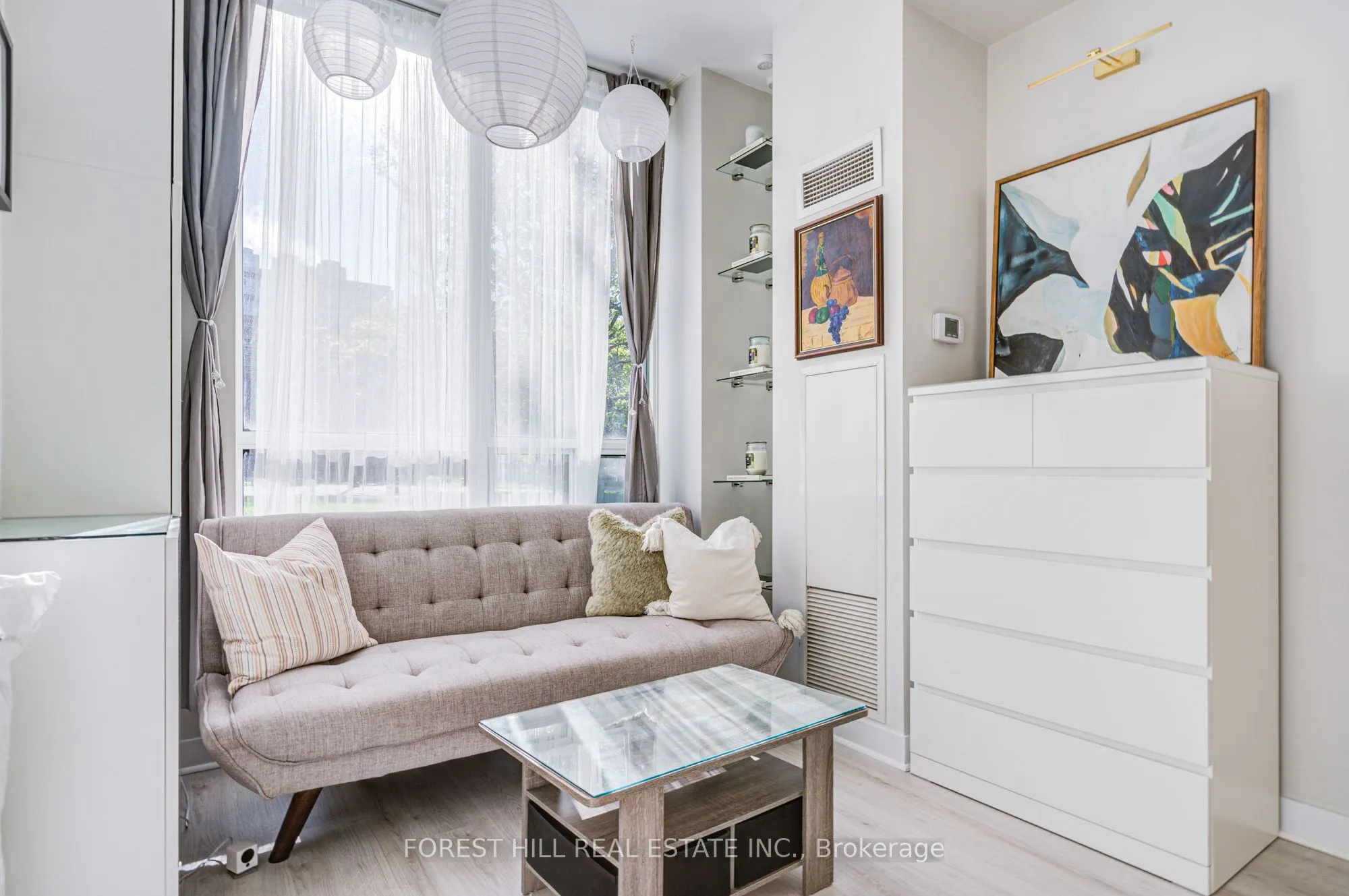 1005 King Street W, #122