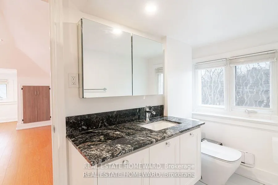 56 Oakwood Avenue