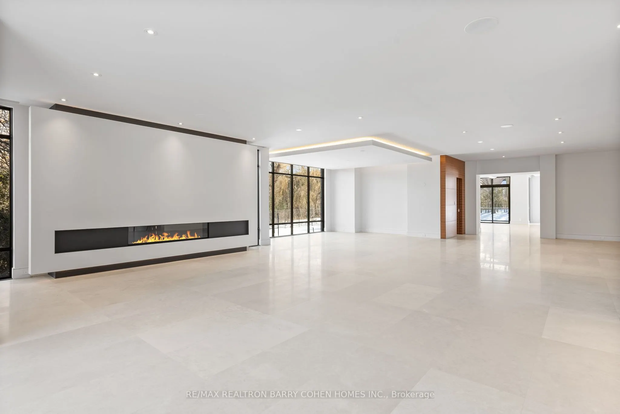 103 Old Colony Road