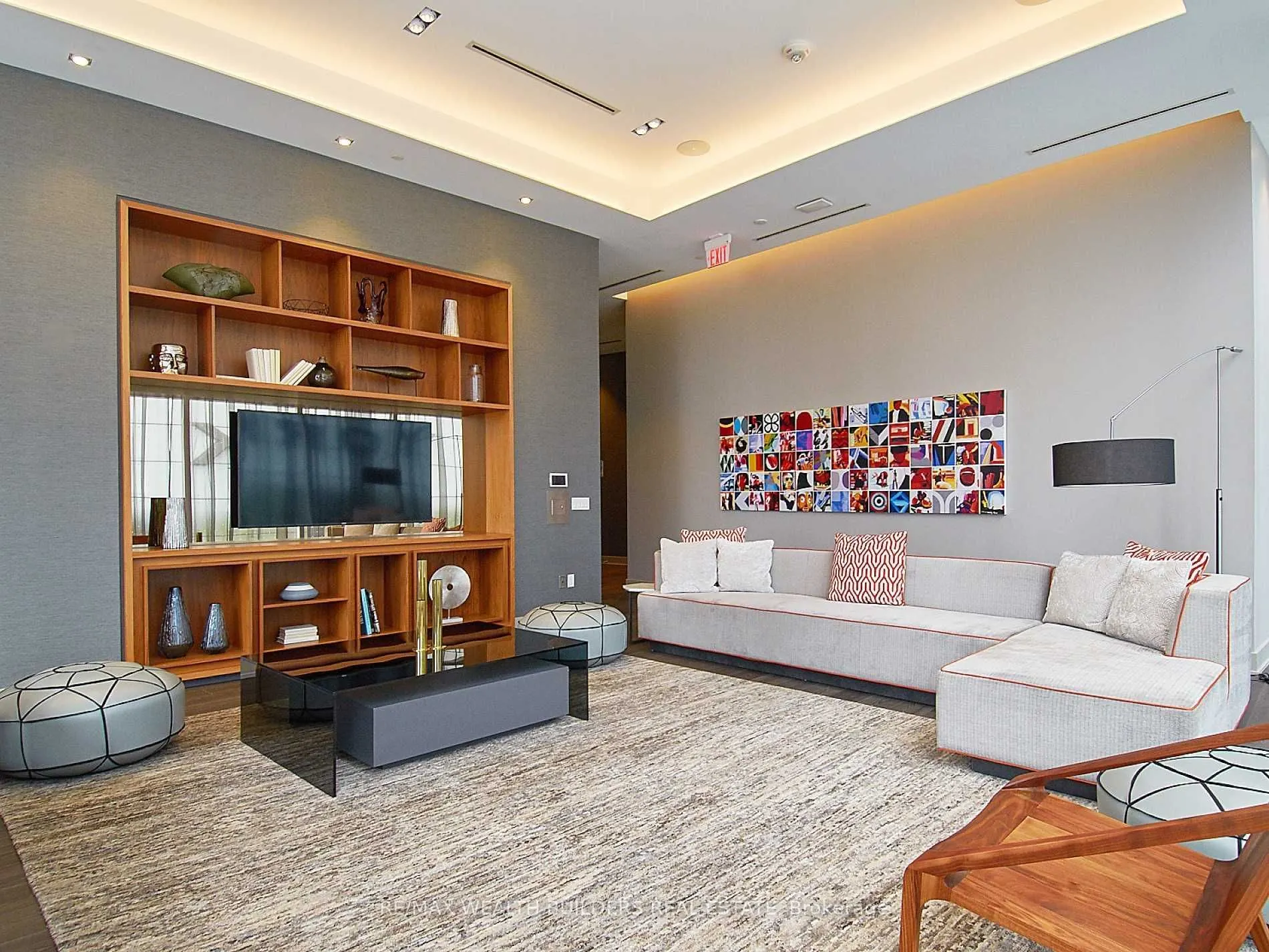8 The Esplanade, #2105