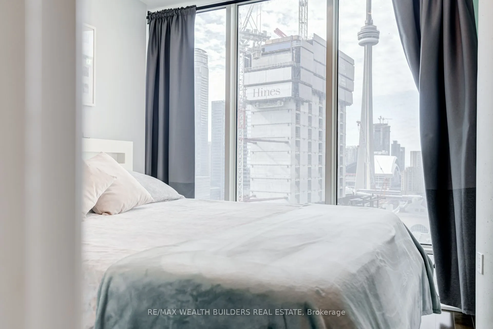 8 The Esplanade, #2105