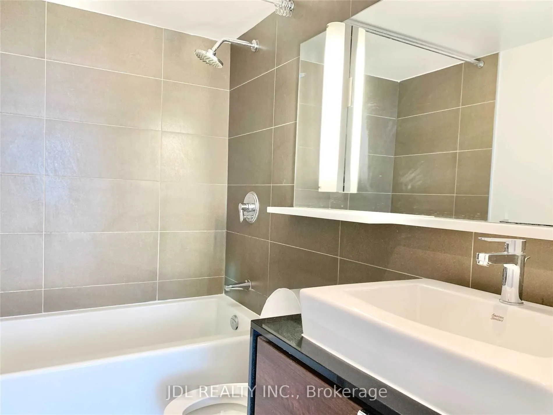 72 Esther Shiner Boulevard, #306