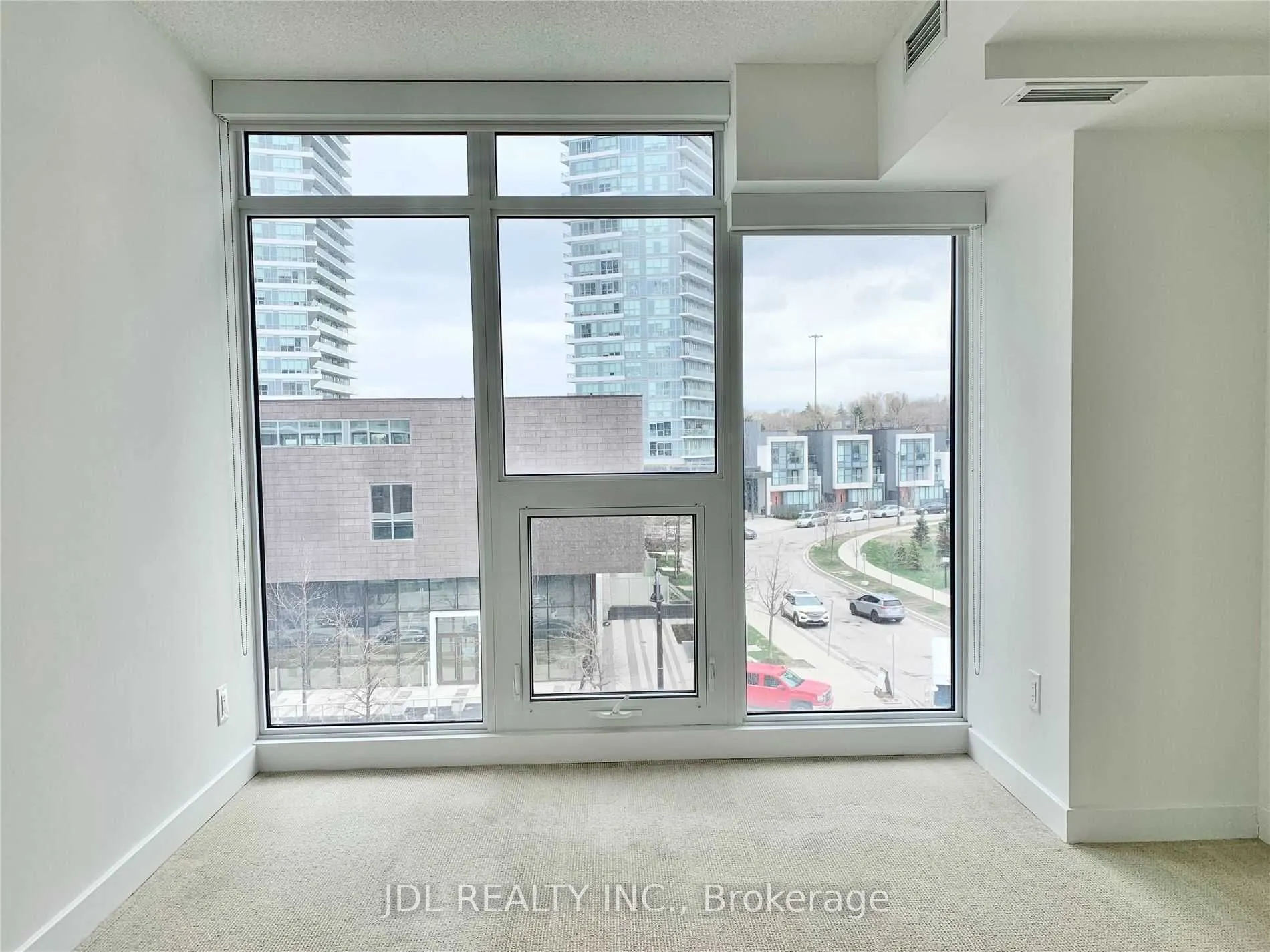 72 Esther Shiner Boulevard, #306