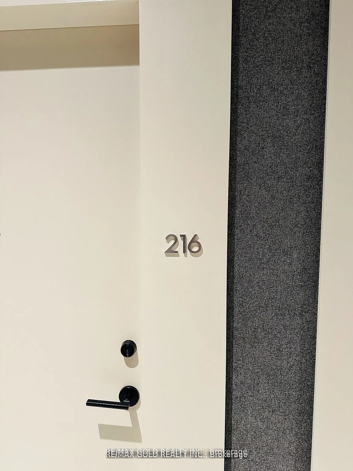 2020 Bathurst Street #216