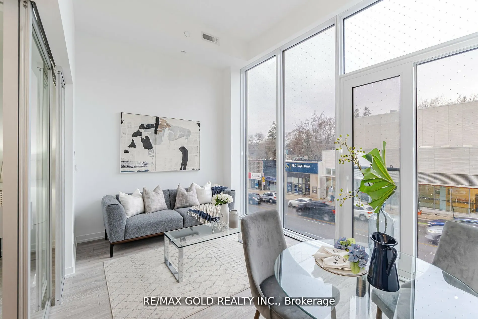 2020 Bathurst Street #216